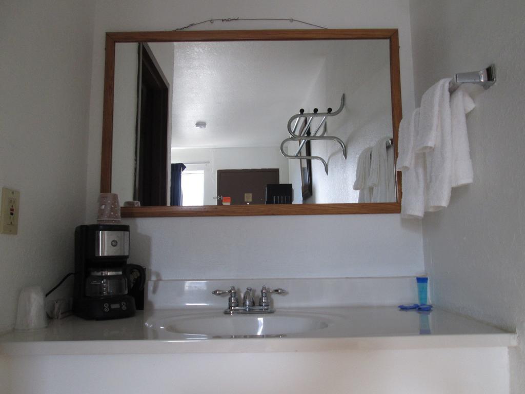 Motel 10 Lordsburg Room photo