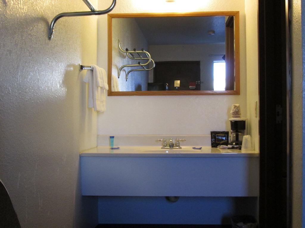 Motel 10 Lordsburg Room photo